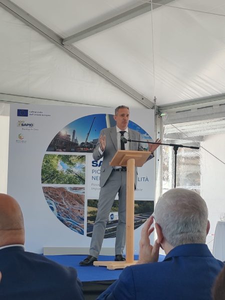 Immagine dell'evento di inaugurazione a Porto Marghera dei lavori di costruzione del nuovo impianto di Idrogeno rinnovabile del Gruppo Sapio 