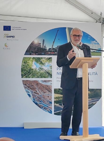 Immagine dell'evento di inaugurazione a Porto Marghera dei lavori di costruzione del nuovo impianto di Idrogeno rinnovabile del Gruppo Sapio 