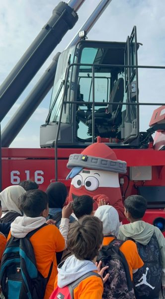 Le scuole primarie in visita al terminal Vecon di Marghera